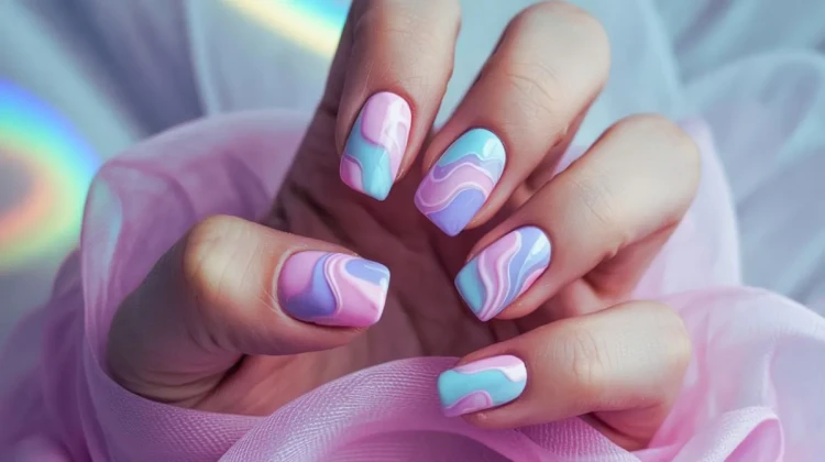 travel-67ee19839c7a8-pastel_swirls_nails.webp