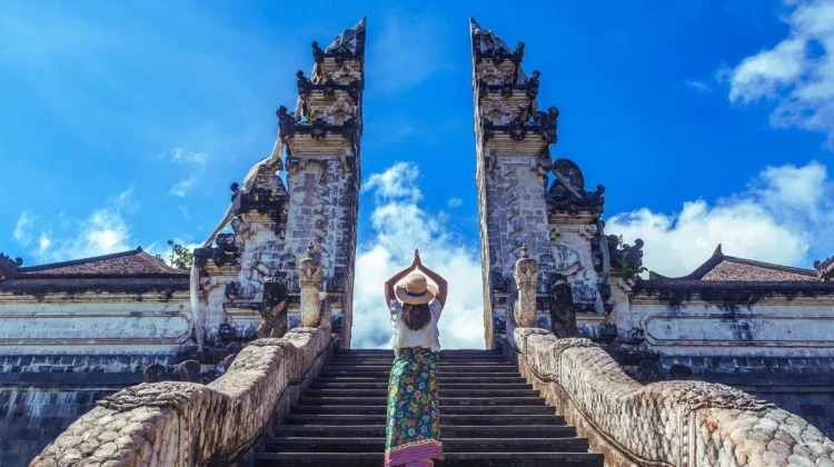 travel-67ee45de7fb07-bali_indonesia.webp