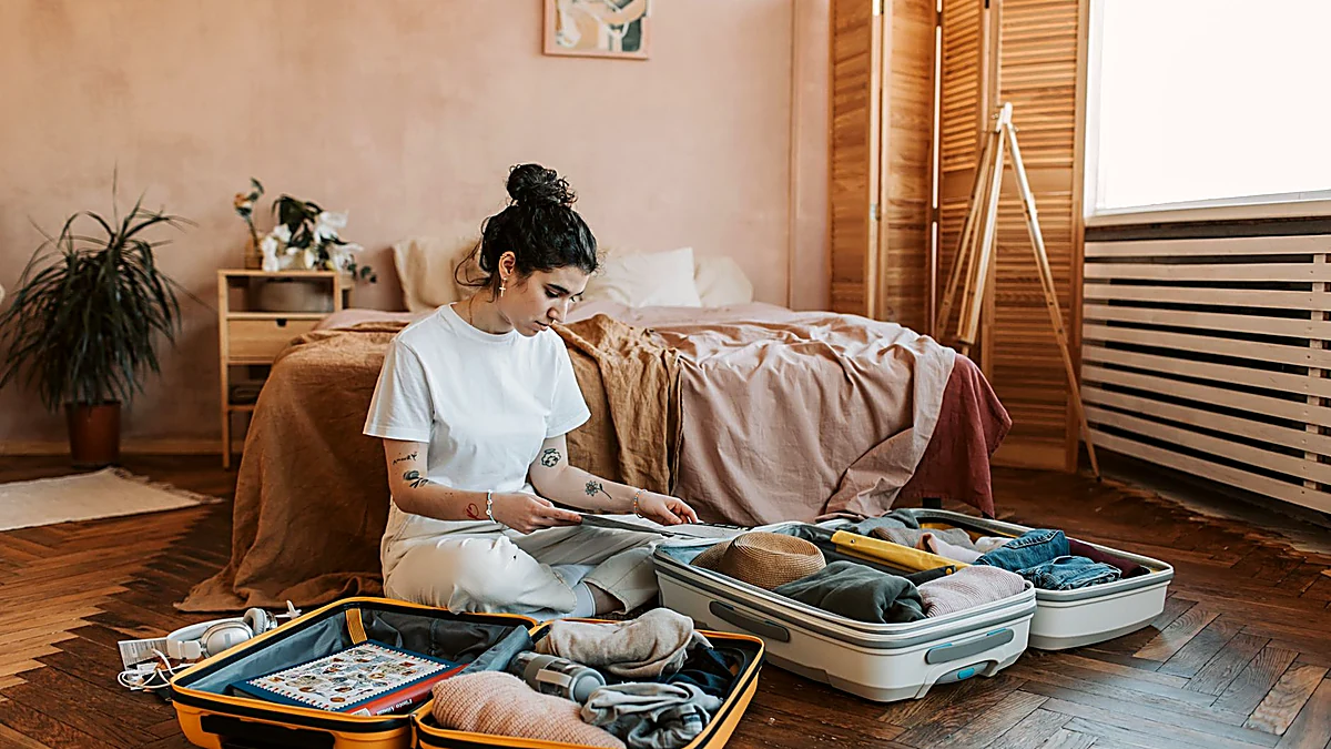 The 5-4-3-2-1 Packing Rule: How to Pack for 2 Weeks in One Bag