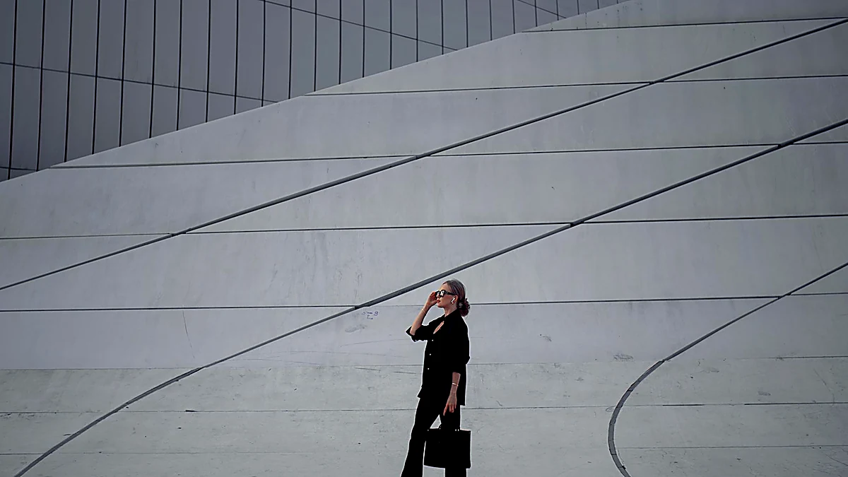 How to Pack All Black for Vacation and Still Look Great