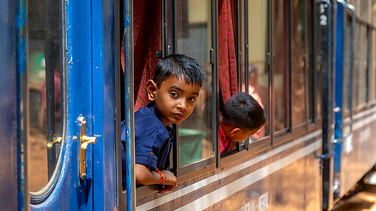 Slow Scenic Train Rides: How to See the Country for Less Money