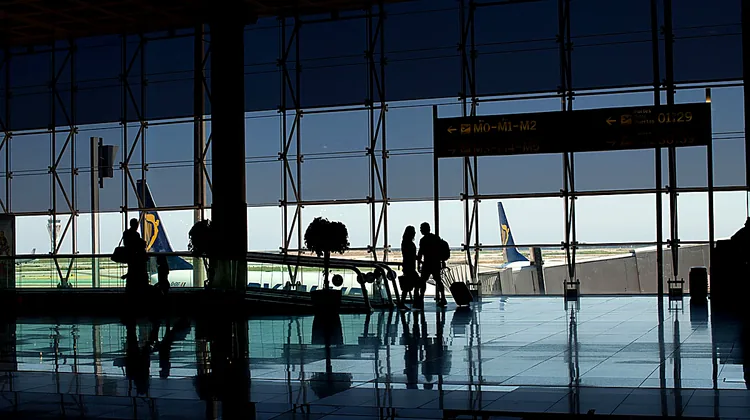 travelstylemate-2238-what-to-wear-overnight-flight-fresh-morning-lifestyle.webp