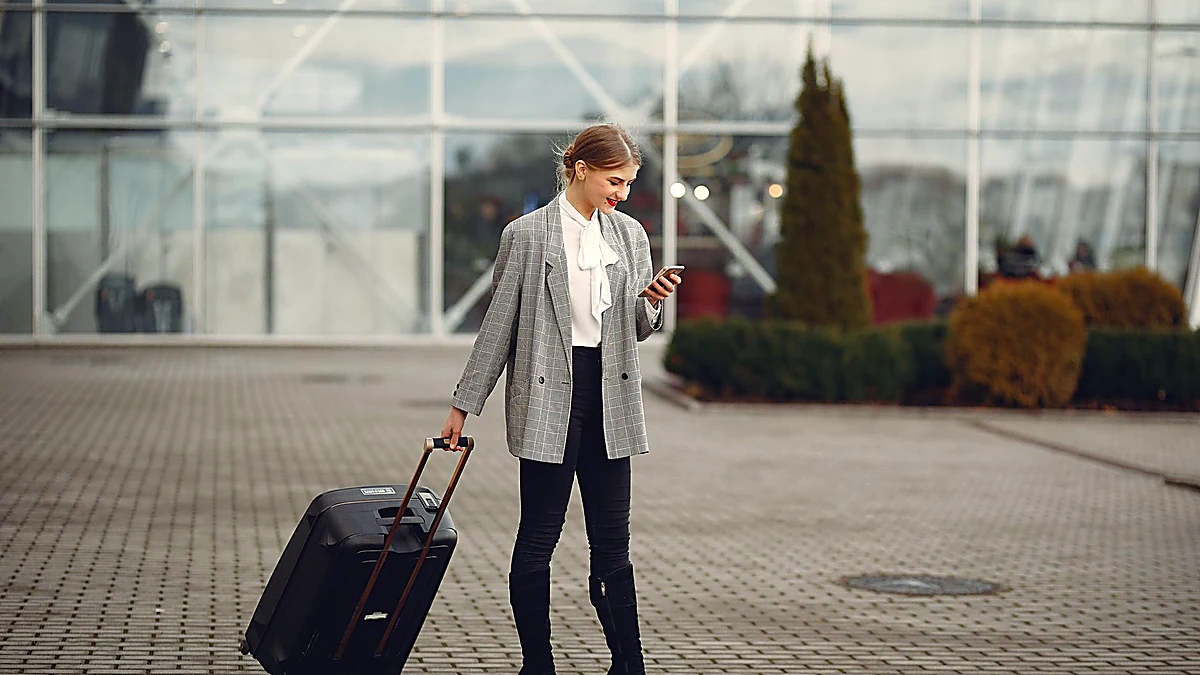 How to Pack Your Under-Seat Bag So You Can Find Everything Fast
