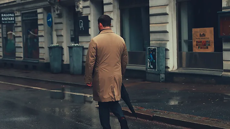 travelstylemate-2267-best-waterproof-ankle-boots-walking-rainy-cities-lifestyle.webp